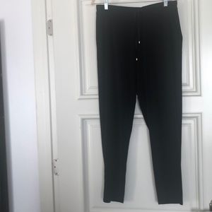 TAHARI Black pants NWOT size medium